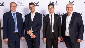 von links: Stefan Koch, Ulrich Glogowsky, Marcel Steller, Gerald Pruckner; Credit: JKU