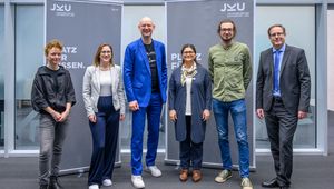 von links: Patricia Stark, Laura Thäter, Thomas Gegenhuber, Eleni Priglinger, Stephan Pühringer, Stefan Koch; Credit: JKU 