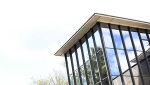 Uni-Center Glasfassade