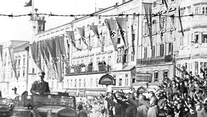 Grauen des Nationalsozialismus: Hitler am Hauptplatz in Linz