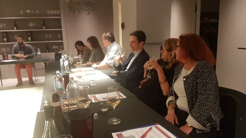 Schaumwein und Champagner-Veranstaltung in Wien - JKU Alumnitreffen