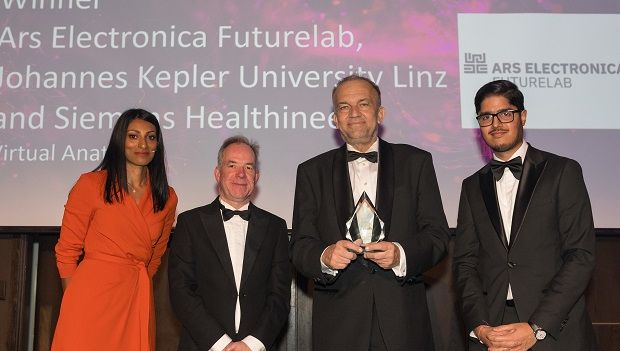 Innovation Award Verleihung in London mit Rektor Meinhard Lukas