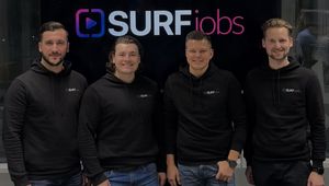 Team SURFjobs, photo credit: Emin Vojnikovic