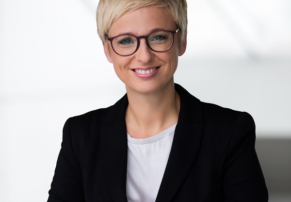 Magistra Doris Hummer, Präsidentin der WKO Oberösterreich; Credit: Starmayr