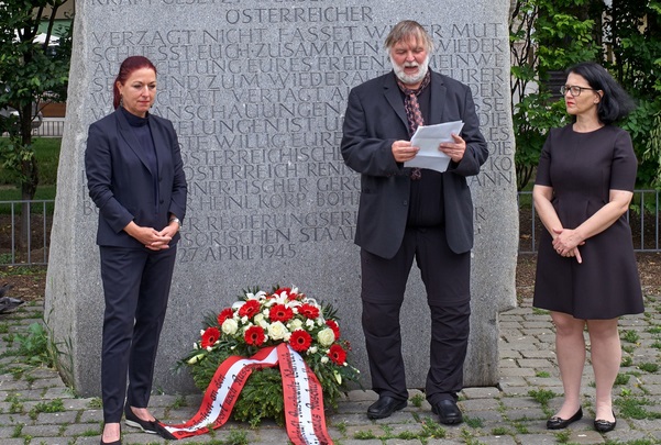 von links: Hannah Lessing, Michael John, Herta Neiß; Credit: Andreas Neiß