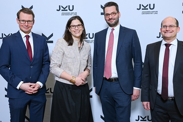 von links: Mathis Fister, Claudia Fuchs, Markus Vašek, Andreas Wimmer