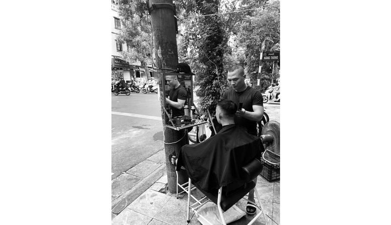 Luftiger Haarschnitt (Hanoi, Vietnam)