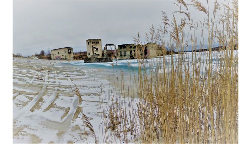 "Sovjet Prison in a Lake" (Rummu, Estland)