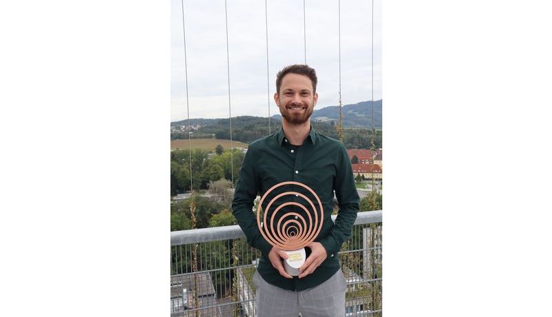 Matthias Bramauer with the Macke Award