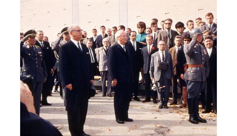 Bundespräsident Franz Jonas und Landeshauptmann Heinrich Gleißner bei der Eröffnung