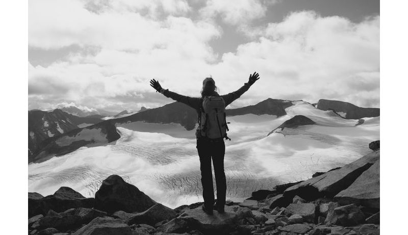 "Feel the Freedom" (Jotunheimen Mountains, Norway), 3rd Prize Category "Student Life, Human Interest, Oddities"