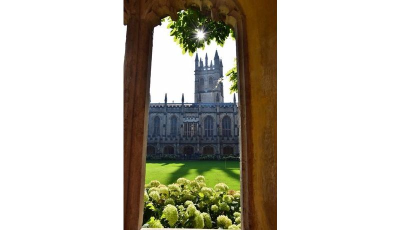 "Magdalen College" (Oxford, England)
