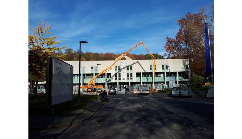 Kran auf der Baustelle im November 2018